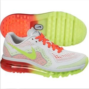 NIKE AIR MAX 2014